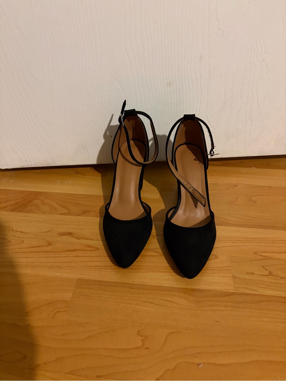 SHEIN Black Pointed Ankle-Strap Suede Heels